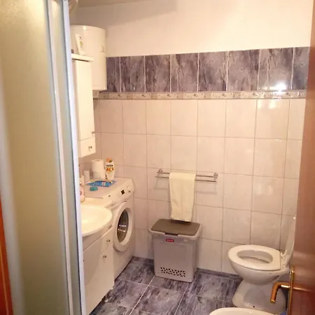 3 Bedroom House アパート *